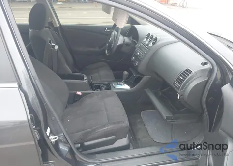 2011 Nissan Altima 2.5 S z USA, uszkodzony, nr VIN 1N4AL2AP1BC179773